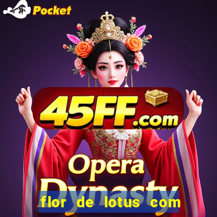 flor de lotus com lua tatuagem